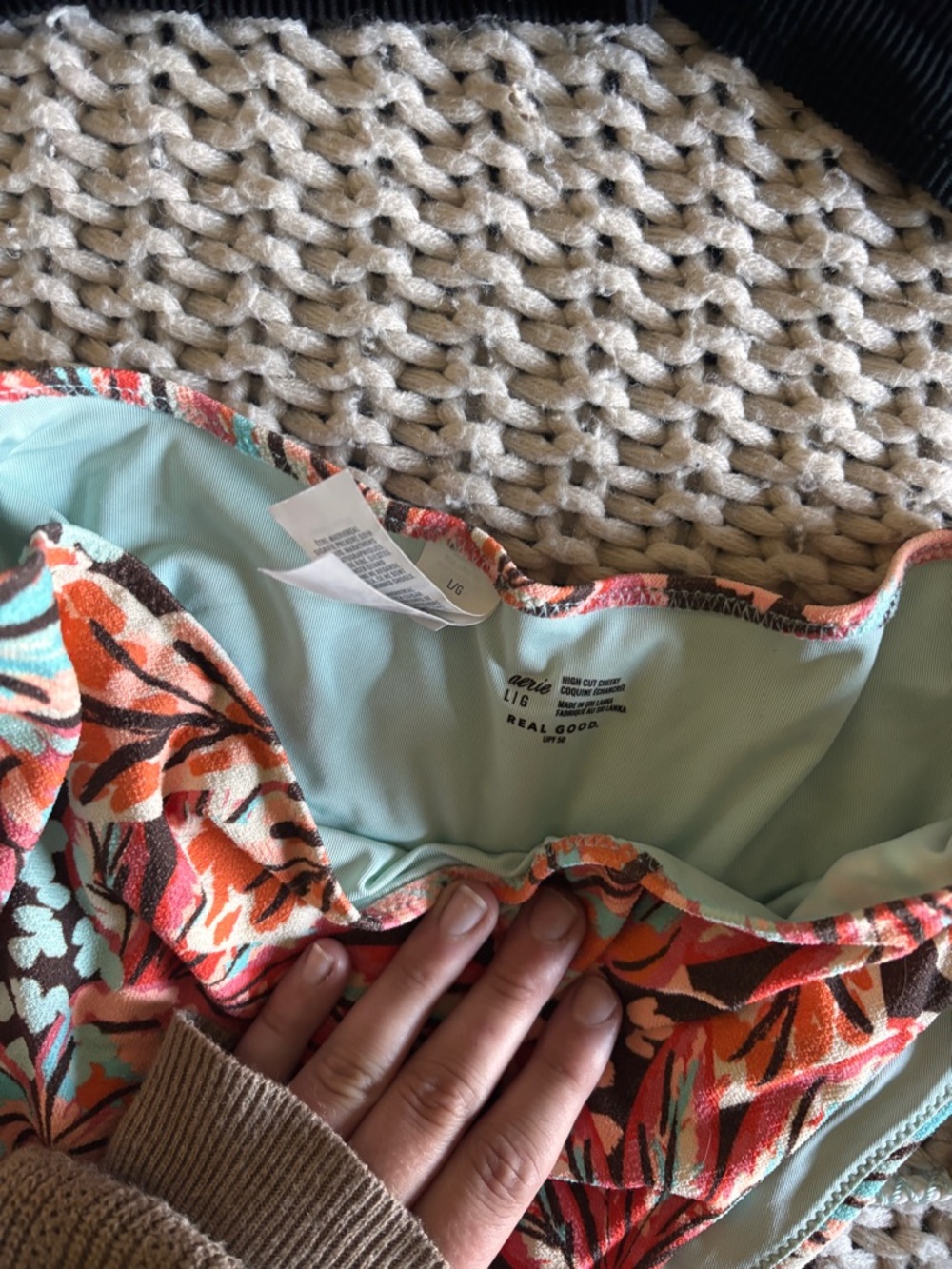 Aerie swim haul size large , high rise cheeky bottoms , scoop neck tops - Picture 3 of 7
